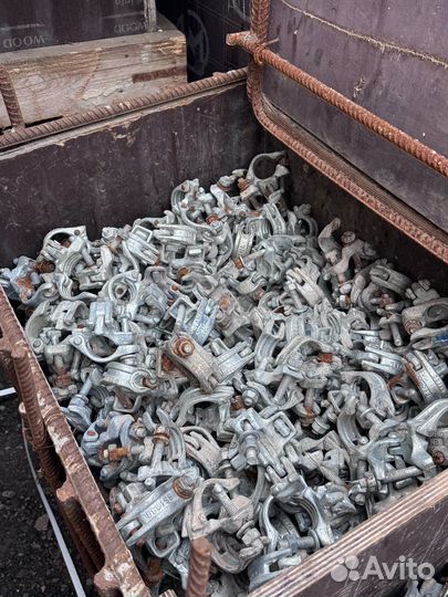 Хомуты для строительных лесов