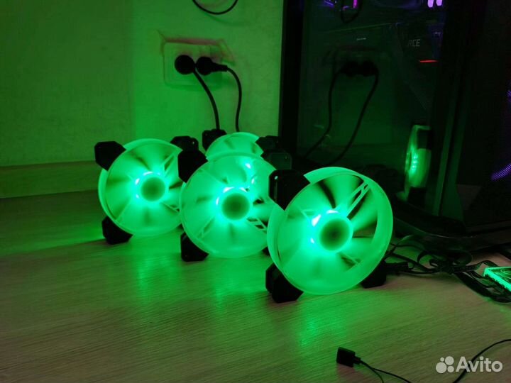 Четыре 140мм кулера Coolmoon argb + HUB + пульт