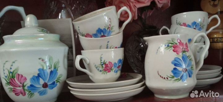 Сервиз кофейный с десертными тарелками