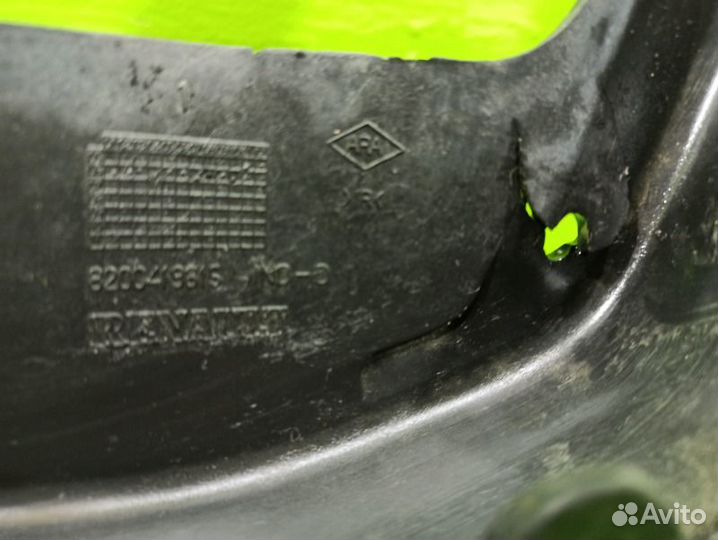 Брызговик задний правый Renault Logan K7MF710 2007