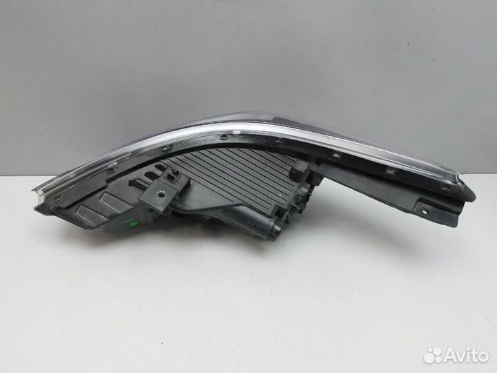 Фара правая Hyundai Solaris