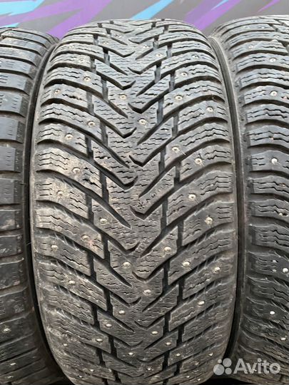 Nokian Tyres Hakkapeliitta 8 215/50 R17