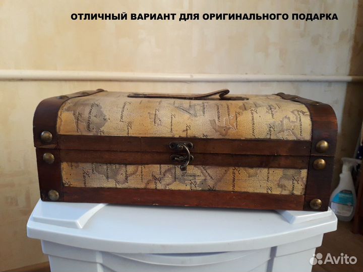 Деревянная шкатулка