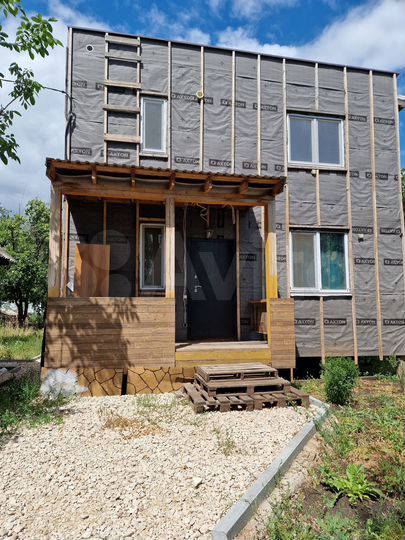 Дом 140,1 м² на участке 5,7 сот.