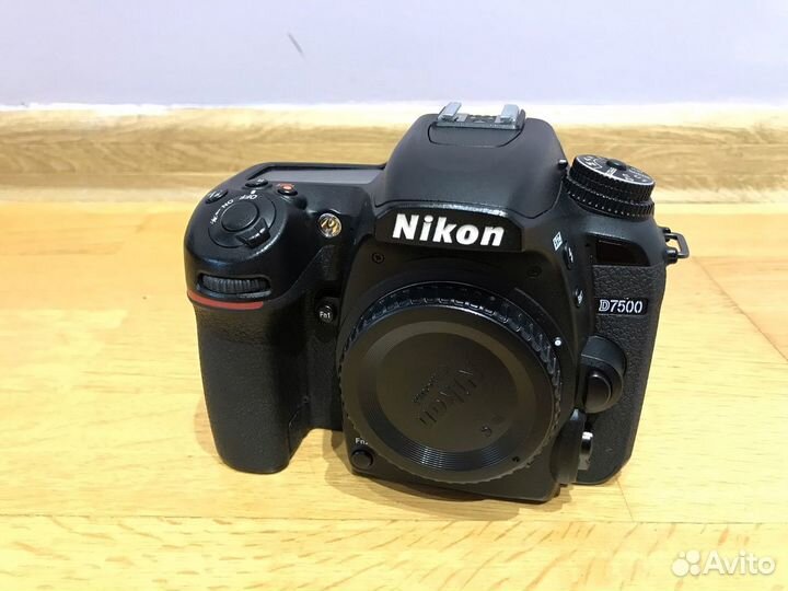 Nikon D7500 body (пробег 38 тыс)