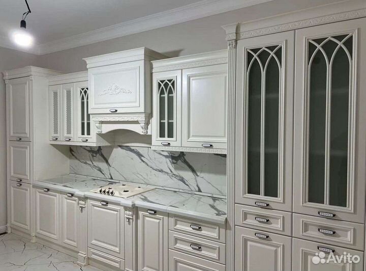 Шикарный кухонный гарнитур цена за весь размер 4.7