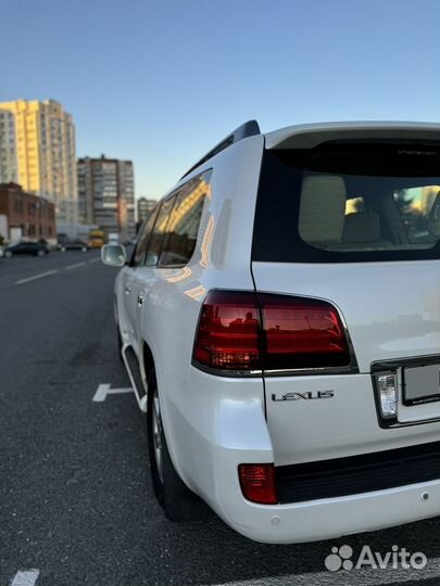 Lexus LX 5.7 AT, 2008, 272 670 км