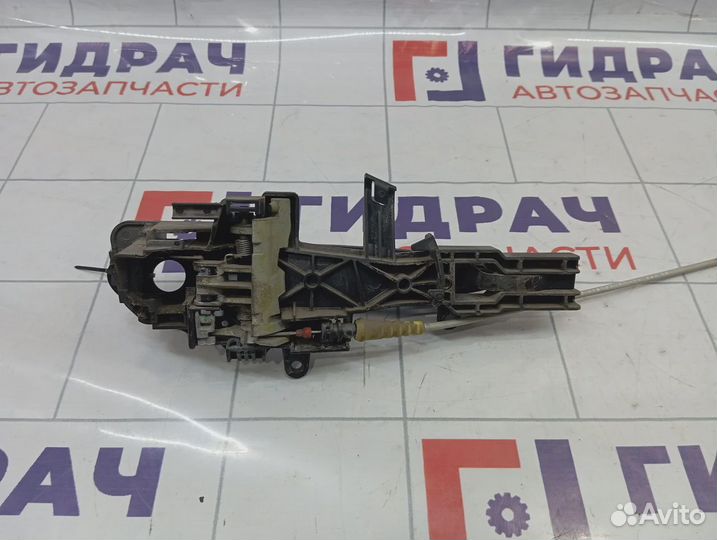 Ручка двери наружная передняя левая BMW 1-Series (E87)