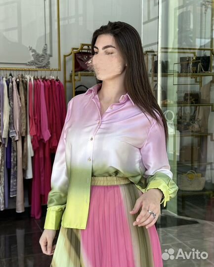 Костюм шелковый