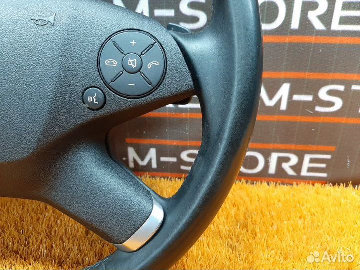 Руль Mercedes-Benz E-Class W212 272.952 2009