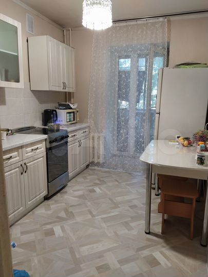 2-к. квартира, 50 м², 2/6 эт.