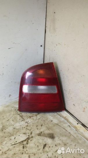Фонарь левый Skoda Octavia