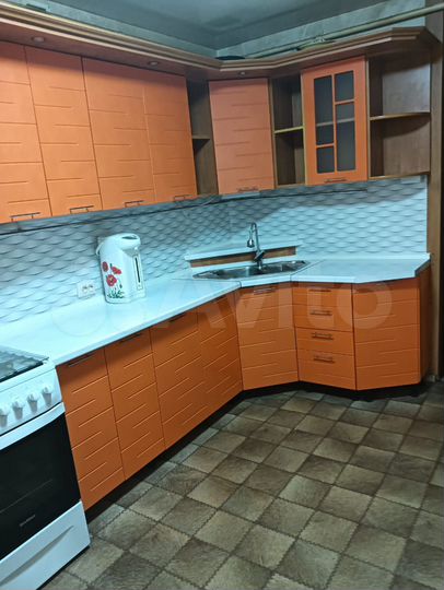 3-к. квартира, 58 м², 2/5 эт.