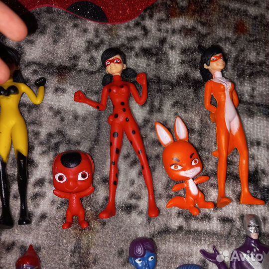 Игрушки леди бак и супер кот