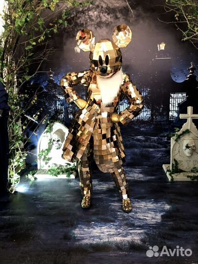 Микки маус, Аниматор, Ростовая кукла