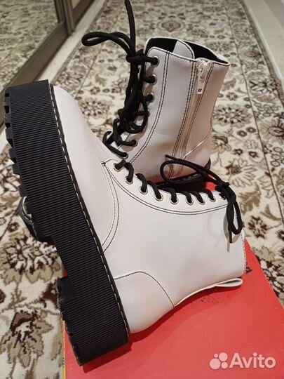 Ботинки женские демисезонные