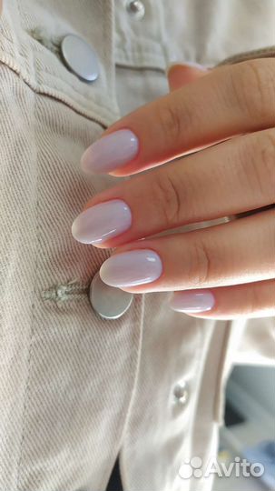 Модель на маникюр в студию