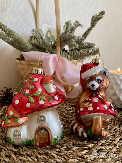 Елочные игрушки Холидей Классик Енот с мухомором