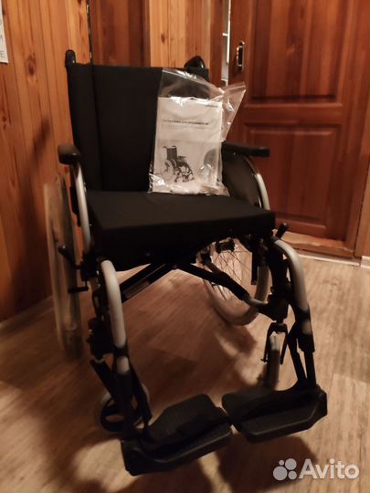 Инвалидная коляска новая