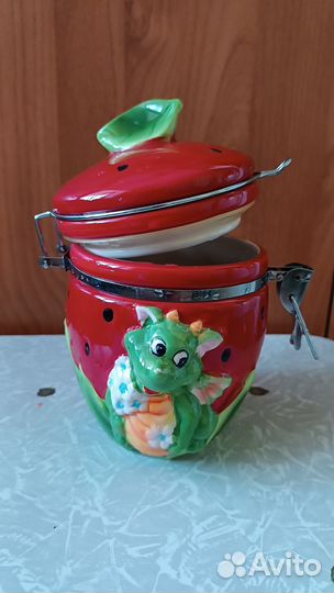 Банка для сыпучих продуктов