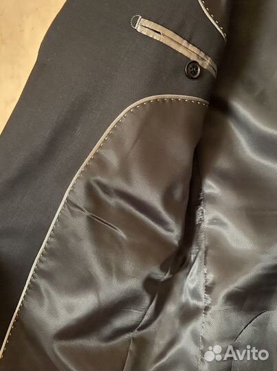 Костюм новый