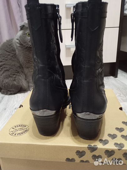 Казаки massimo dutti