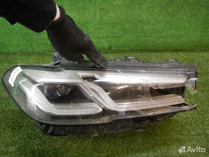 Фара правая BMW 5-Series/M5