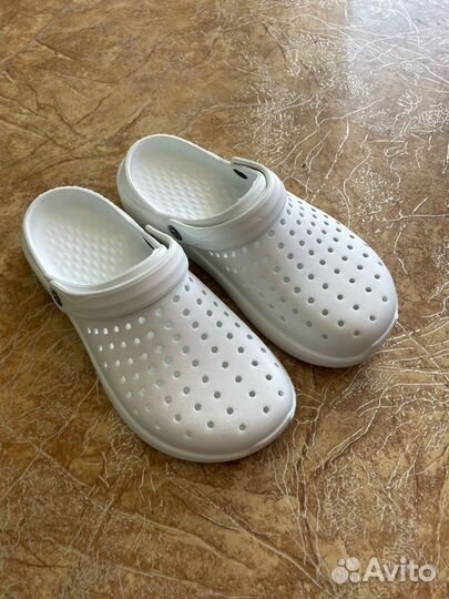 Кроксы женские 40 размер