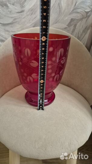 Ваза из цветного хрусталя