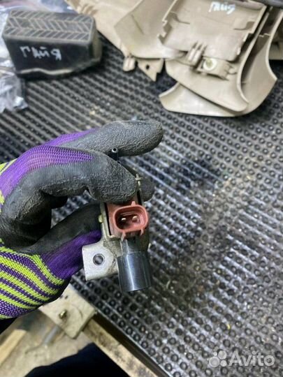 Клапан электромагнитный Toyota Gaia ACM10G 1AZ-FSE