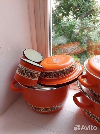 Набор эмалированной посуды СССР