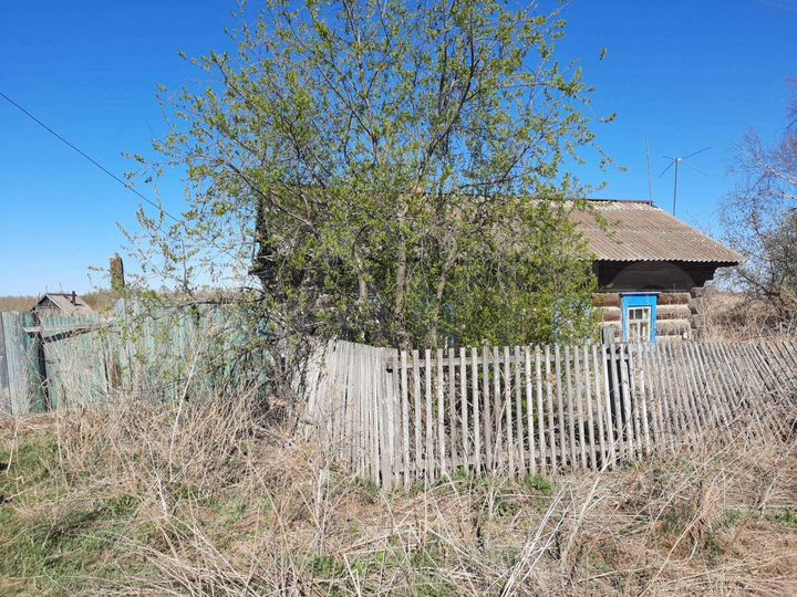 Дом 35 м² на участке 8 сот.