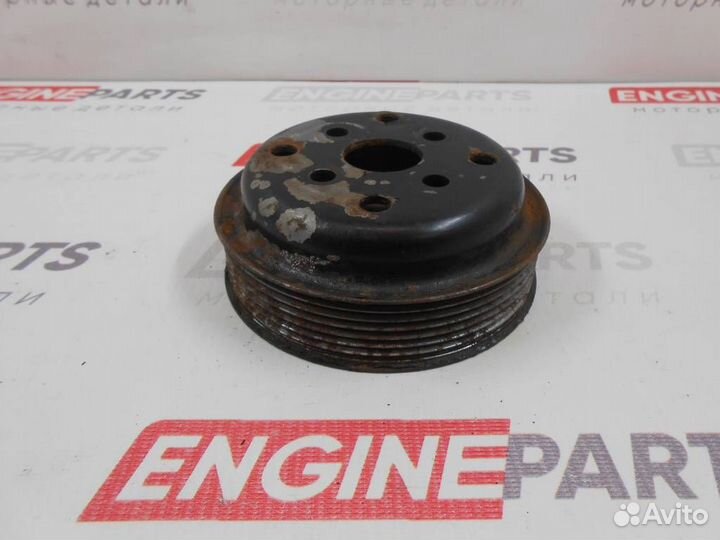 Шкив водяного насоса (помпы) Toyota Crown GRS182
