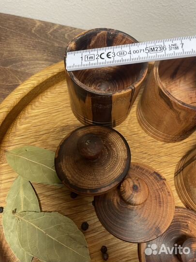 Набор из трех солонок с крышкой