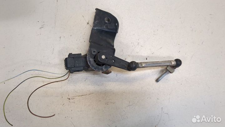 Датчик подвески правый задний Mercedes S W221