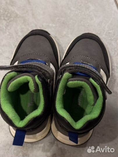 Кроссовки демисезонные 22 размер
