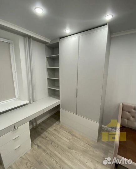 Встраиваемый шкаф