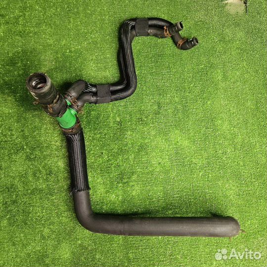 Патрубок радиатора Renault Trafic 2 2.5 DCI