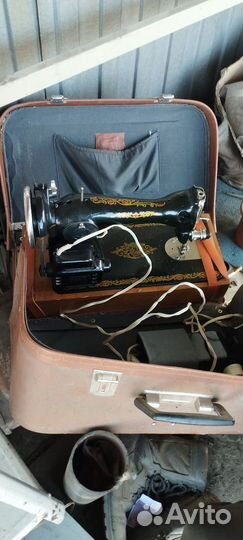 Швейная машинка