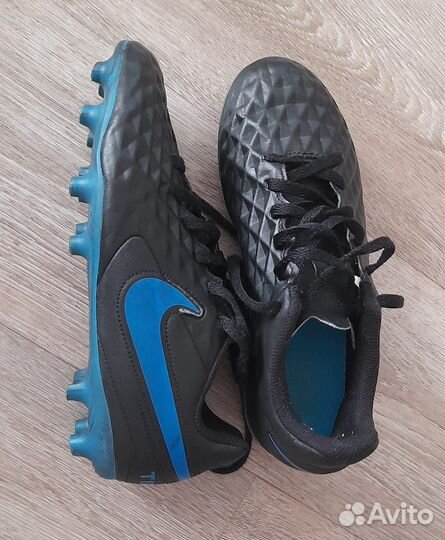 Футбольные бутсы nike tiempo