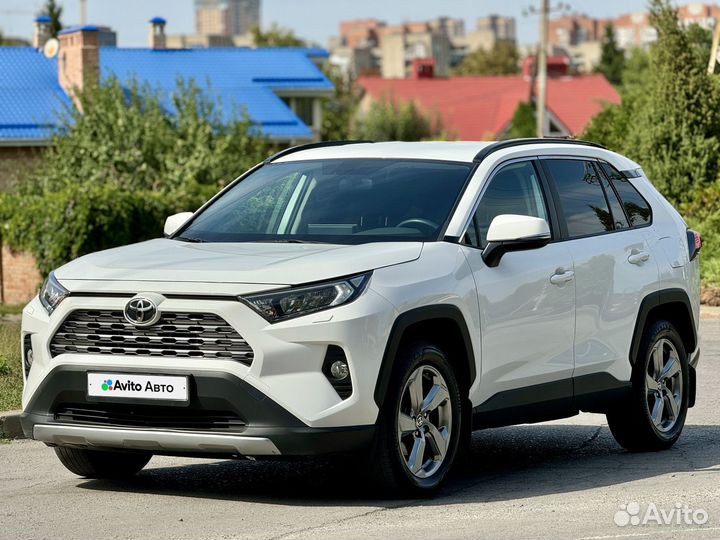 Toyota RAV4 2.0 CVT, 2020, 100 000 км