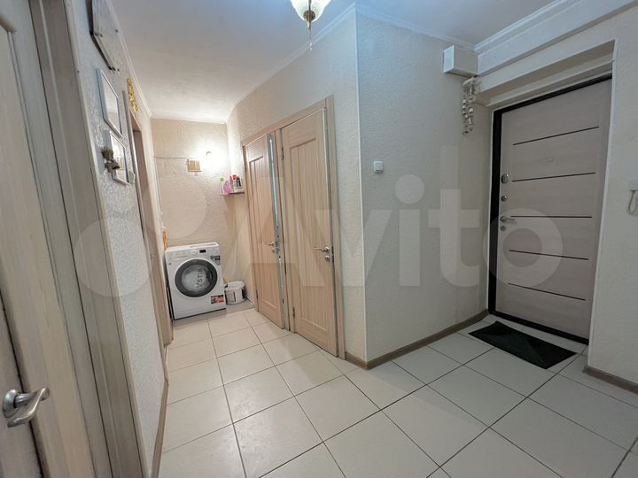 2-к. квартира, 50 м², 1/5 эт.