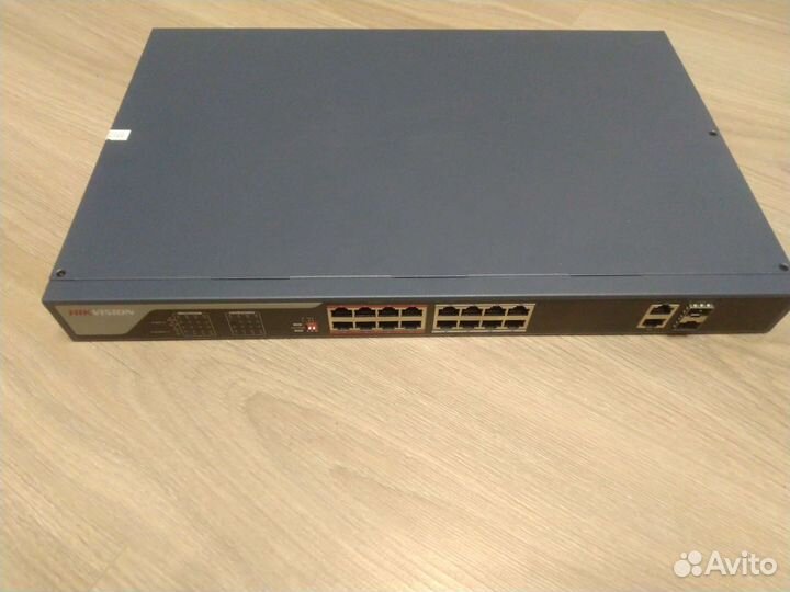 Poe коммутатор Hikvision DS-3E0318P-E