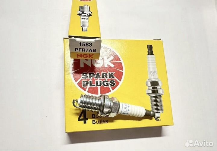 Оригинальная свеча BRP Ski-Doo 415129429 PFR7AB