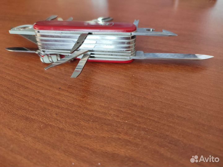 Швейцарские ножи victorinox
