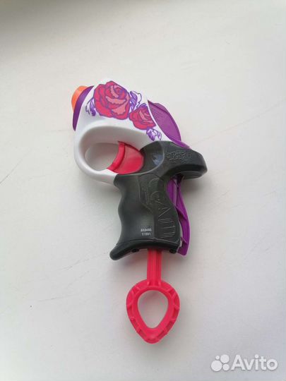 Nerf rebelle 1 лук и 2 бластера