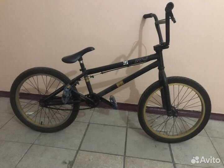 Трюковой велосипед bmx