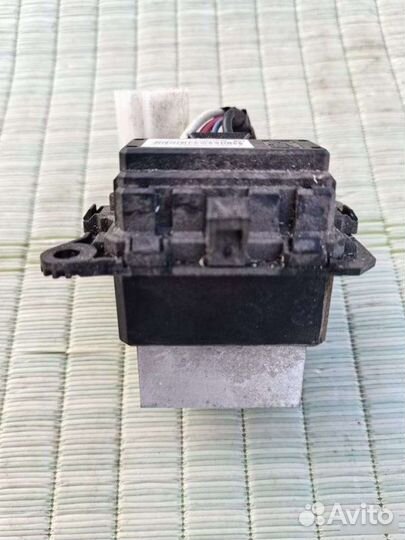 Реостат печки Subaru Forester 3 SH5 EJ205 2008