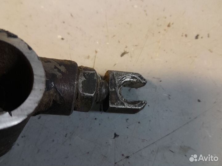 Кронштейн троса тормоза коляски днепр