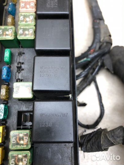 Блок предохранителей Dodge Caravan 3 EDZ 2429CM